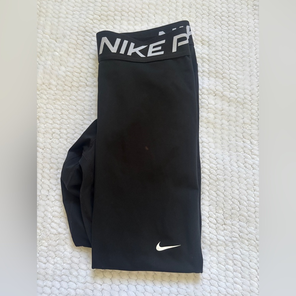 Nike pro Black Leggings with White Swoosh Girls' Athletic Tights
